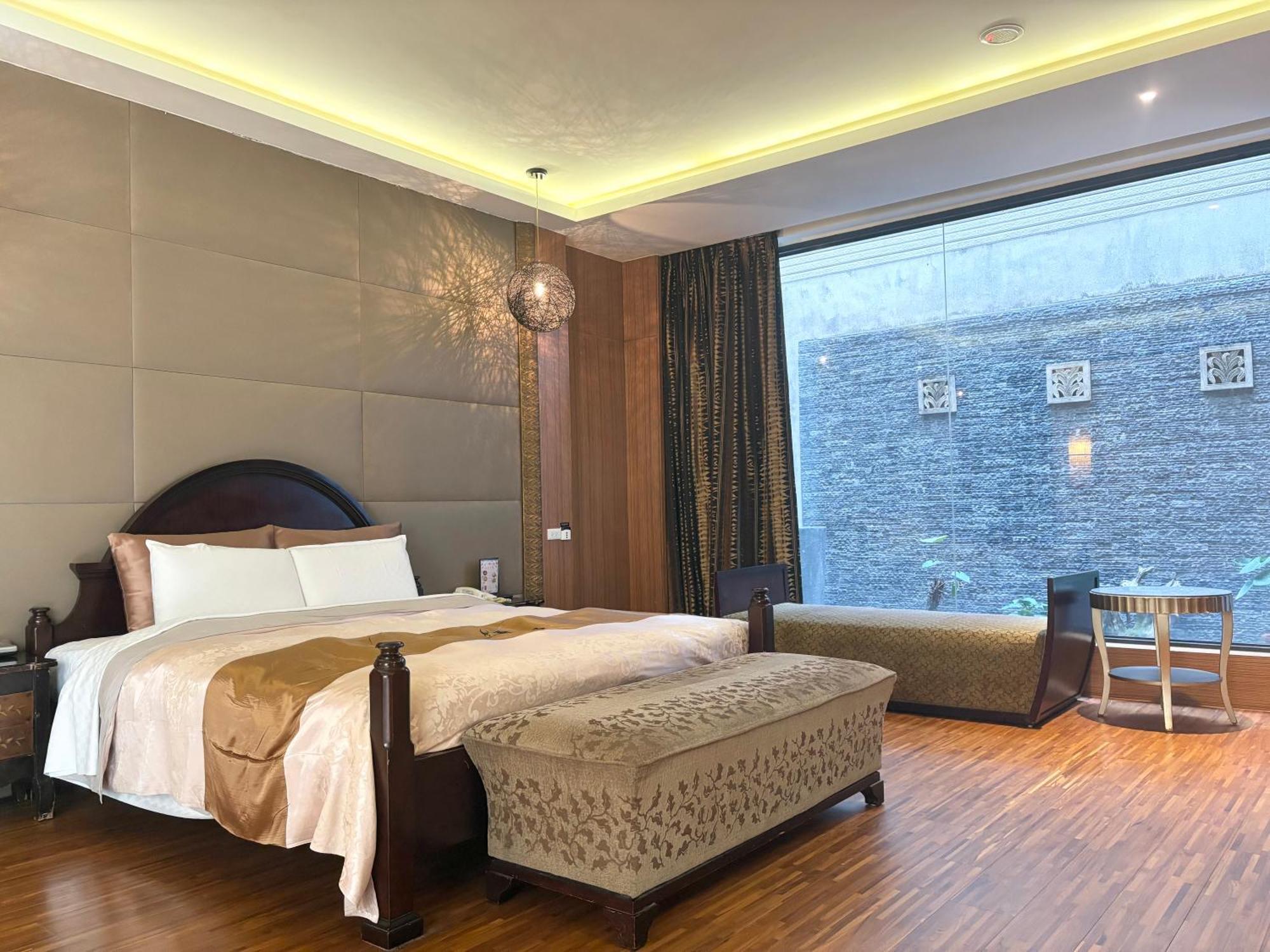 Xiadu Motel Taichung Eksteriør billede
