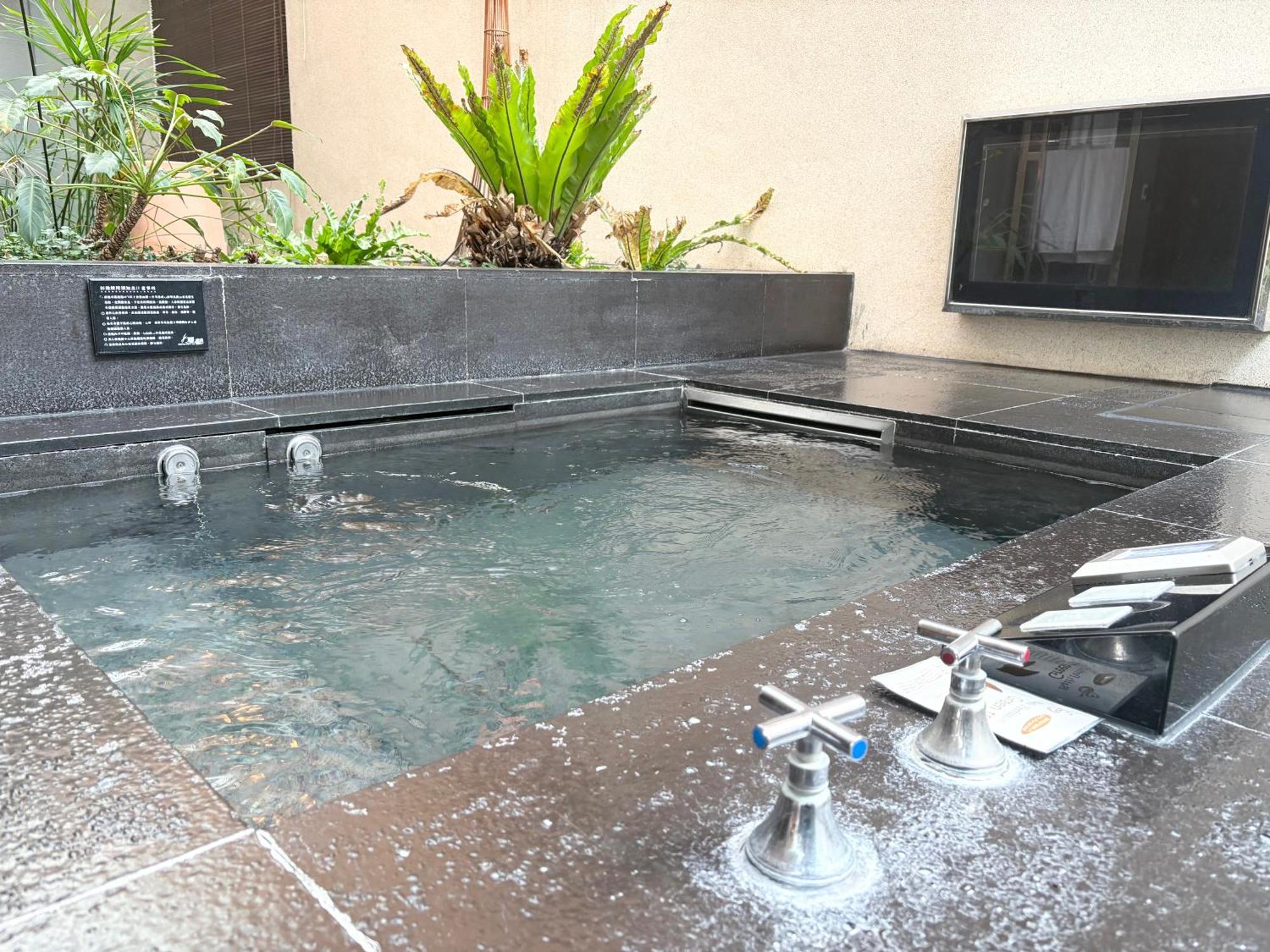 Xiadu Motel Taichung Eksteriør billede